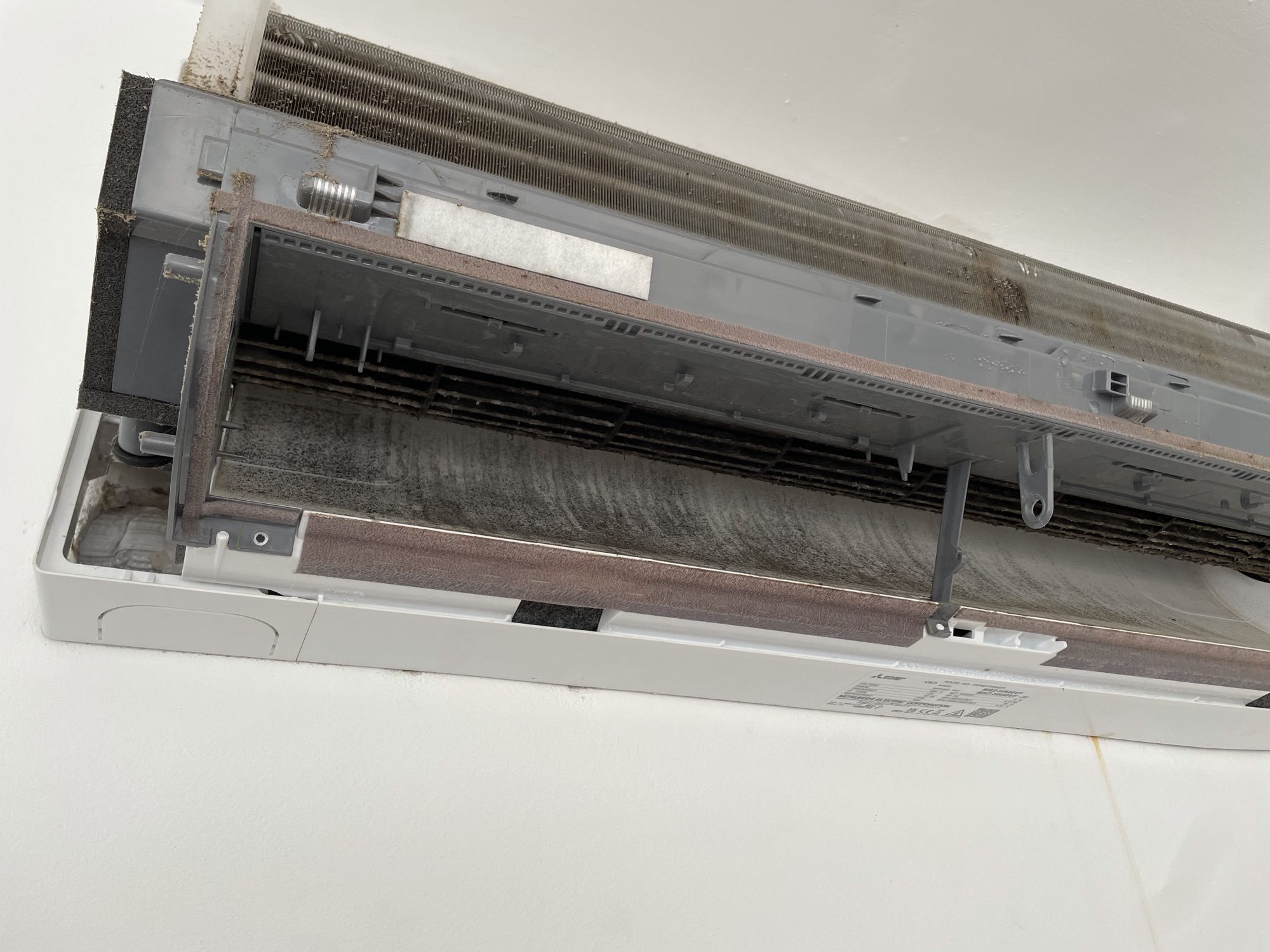 AC unit cleaning in Ibiza